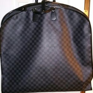 LOUIS VUITTON Damier Graphite Garment Bag